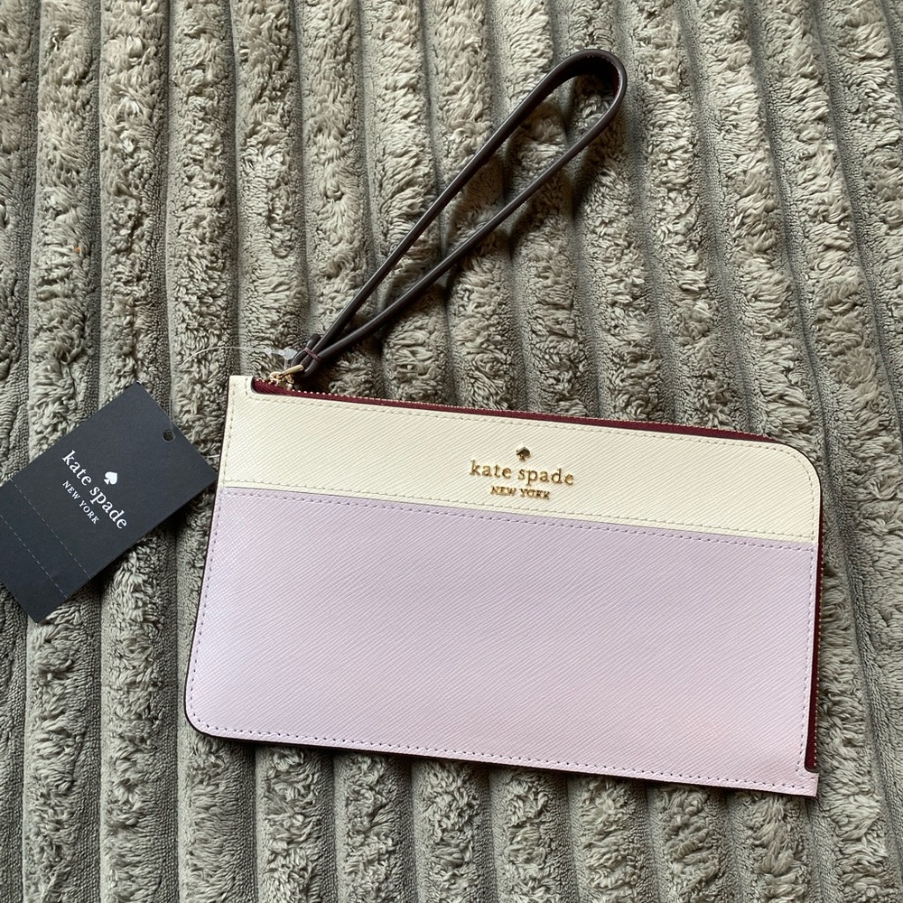 NWT Kate Spade Lucy Medium L-Zip Wristlet